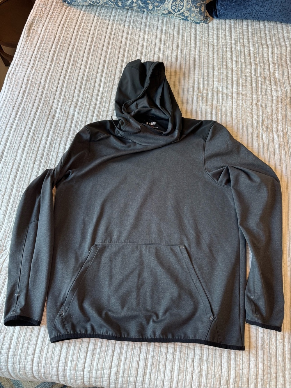 RHONE Dark Gray Athletic Hoodie with Thumb holes and kangaroo pocket Sz L